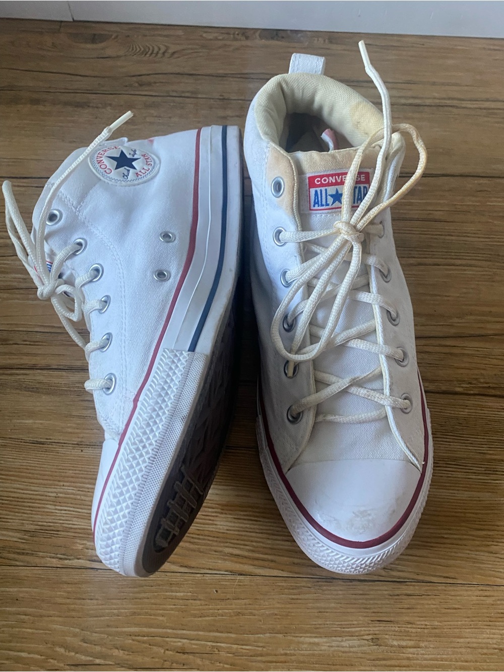 Converse Men’s High-Top Sneakers in White with Red Trim - Picture 2 of 8